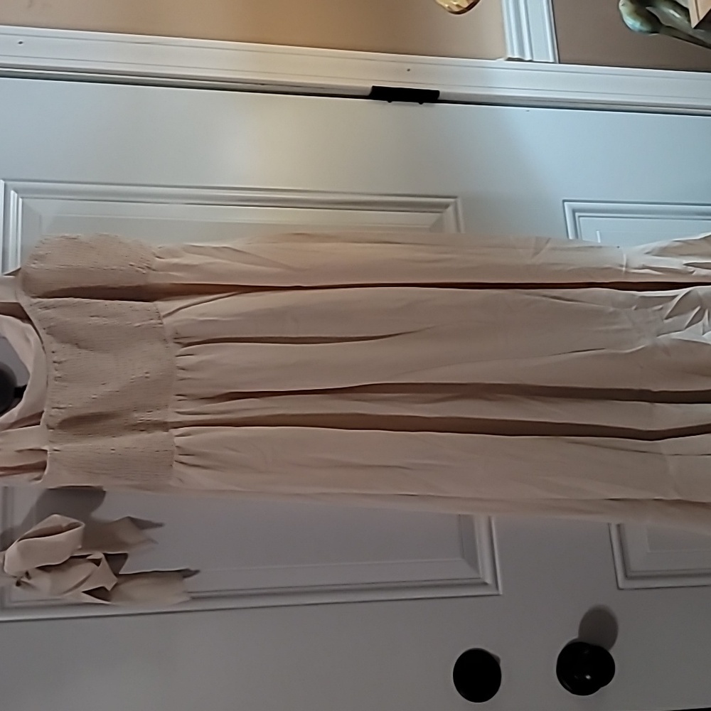 Chic Beige Midi Dress with Tie Waist - Picture 9 of 14